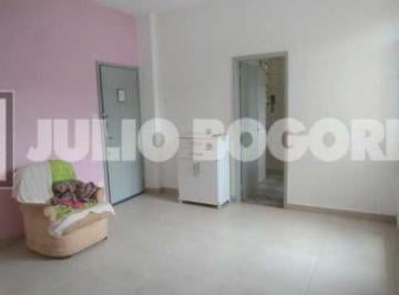 Apartamento · 60m² · 2 Quartos · 1 Vaga · Apartamento 2 quartos, vaga de garagem escriturada. Rua Residencial, próximo ao