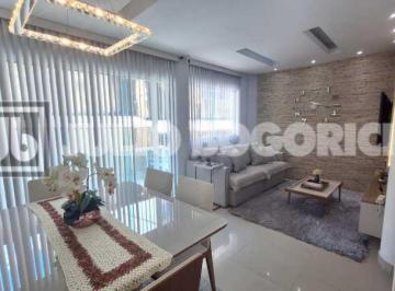 Casa · 192m² · 3 Quartos · 1 Vaga · Casa de vila altíssimo padrão, 3 quartos (sendo 2 suítes e 2 closets), 2 áreas d