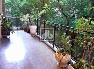Apartamento · 147m² · 3 Quartos · 2 Vagas · LOCALIZAÇÃO NOBRE JUNTO À METRÕ! VAZIO COM EXCELENTE PLANTA!