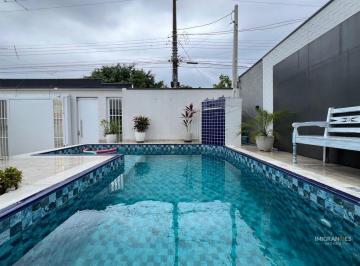 2l9em482otiwyjvmmjrizjc1_md · Casa isolada à venda no Real, em Praia Grande SP.