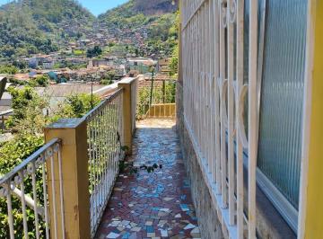 Casa · 200m² · 1 Quarto · 2 Vagas · Casa em Quissama, Petrópolis/RJ de 200m² 1 quartos à venda por R$ 650.000,00