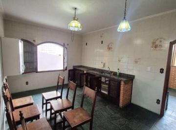 Casa · 358m² · 3 Quartos · 3 Vagas · Sobrado em Vila Jardini, Sorocaba/SP de 358m² 3 quartos à venda por R$ 835.000,00