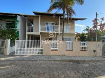 Casa · 330m² · 6 Quartos · 3 Vagas · Sobrado em , Barra Velha/SC de 330m² 6 quartos à venda por R$ 1.800.000,00