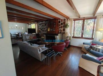 9024da9b4046928e6261051359af4dd2526824eb · Casa à venda, 244 m² por R$ 1.250.000,00 - Iucas - Teresópolis/RJ
