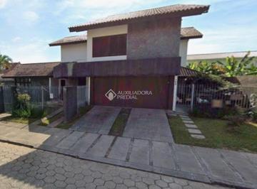 Casa · 330m² · 4 Quartos · Casa à Venda no Centro de Palhoça - 4 Dormitórios, Lareira, Home Office e Espaço Gourmet!