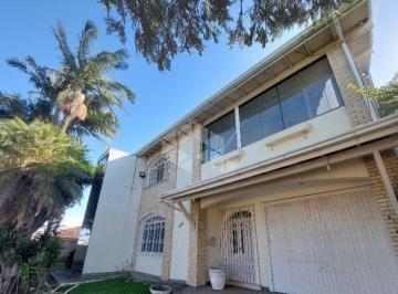 Comercial · 420m² · 5 Quartos · 5 Vagas · Casa Comercial 420M² - para Alugar