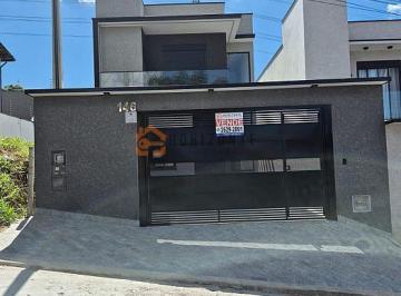 Casa · 130m² · 3 Quartos · 2 Vagas · Excelente sobrado novo à venda no Jd. Nathalie