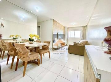 Sala · Apartamento no Farol c/ 3 quartos, móveis planejados e ótima estrutura!!!