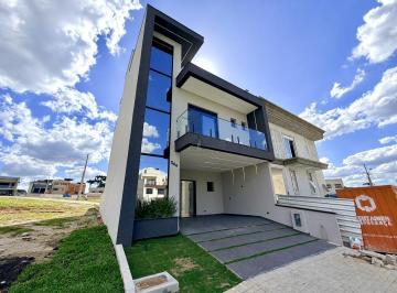 42890120_g.jpg ·
Viva com Exclusividade em um Triplex Espetacular!