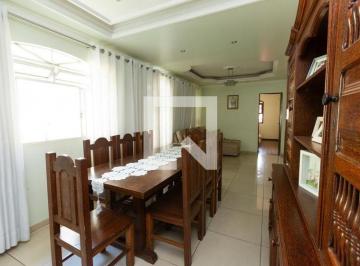 Casa · 360m² · 3 Quartos · 8 Vagas · Casa à Venda - Bandeirantes, 3 Quartos,  360 m² - Contagem