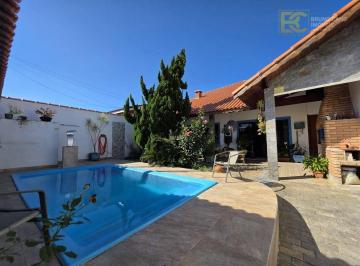 599e276f7bfd1184ef717a4dab12c42963ce6d26 · Sobrado com piscina à venda - Três Marias - Peruíbe/SP