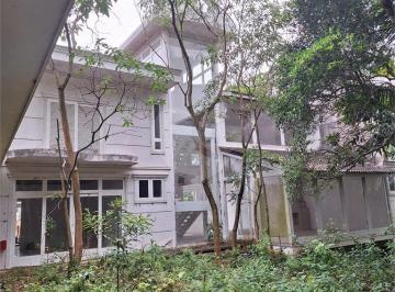 Casa · 657m² · 4 Quartos · 6 Vagas · Sobrado com 4 quartos à venda em Roseira - SP