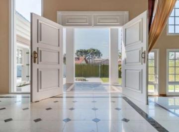 Casa , Curitiba · VISTA ALEGRE: Casa com 382m², 4 quartos, 4 vagas, amplo terreno próx. ao Bosque do Alemão