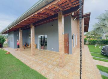 Casa de 3 quartos, Porangaba · Casa a venda com piscina Ninho Verde I Porangaba