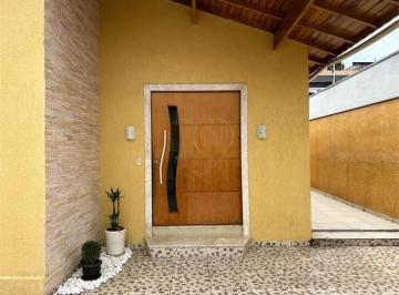 Casa de 4 quartos, São Paulo · Casa Térrea Excelente Oportunidade - 4 Suítes, 6 Banheiros - 250m² - Tremembé