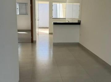 202504151232103573.jpeg · Casa para Venda em Uberlândia, Morumbi, 2 dormitórios, 1 suíte, 2 banheiros, 2 vagas