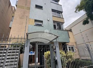 Fachada · Apartamento duplex à venda em Petrópolis, Porto Alegre-RS: 1 quarto, 1 suíte, 2 banheiros, 2 vagas d