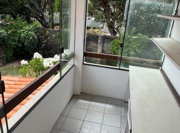 Casa · 188m² · 3 Quartos · 2 Vagas · Belíssima casa espaçosa em stella maris próxima a praia - salvador, ba