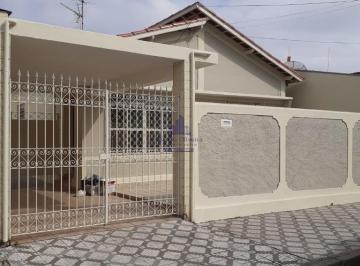 Foto 01 · Imperdível casa à venda em Taubaté-SP, Jardim Morumby: 3 quartos, 1 suíte, 4 vagas - 192,62m². Venha