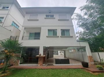 Casa de 4 quartos, São Paulo · Casa em condominio fechado, 4 suítes, área gourmet com churrasqueira e quintal