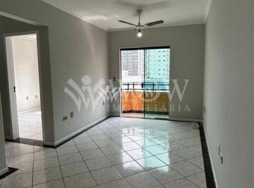 Apartamento · 72m² · 2 Quartos · 1 Vaga · Apartamento no Edifício Andréia com 2 quartos à Venda no Centro em Balneário Camboriú