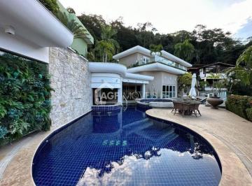Casa · 720m² · 4 Quartos · 3 Vagas · MANSÃO 04 suítes, em um dos melhores condomínios da Região Oceânica , Itaipu - Niterói