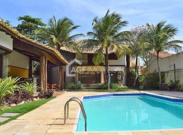 Casa · 600m² · 4 Quartos · 2 Vagas · Casa frente mar, em Itacoatiara