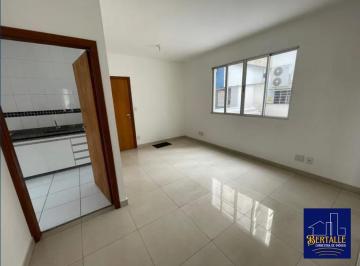 Apartamento · 70m² · 3 Quartos · 2 Vagas · Apartamento 3 quartos, 1 suíte, 70m², em prédio com elevador, 2 vagas cobertas, em localização nobre