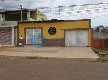 1 · CASA AMPLA E COM PONTO DE COMÉRCIO EM EXCELENTE LOCALIZAÇÃO NO JARDIM ORIENTE EM VALPARAÍSO