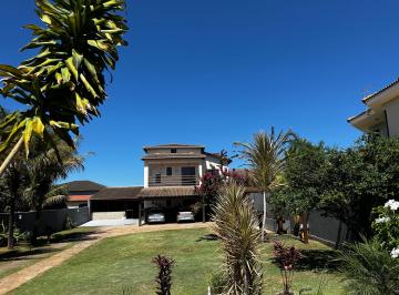 Casa de 5 quartos, Vicente Pires · Oportunidade |Sobrado 5 QTS terreno amplo churrasqueira