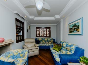 IMG_20260623_181552_000.jpeg · Versátil casa para venda em Conjunto Residencial Santa Terezinha com 4 quartos, sendo 1 suíte, 192m²