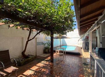 Casa · 3 Quartos · 2 Vagas · Vende-se Casa no CPA 2