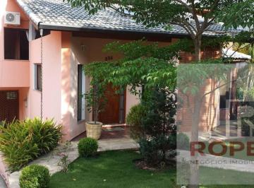 Casa · 1260m² · 4 Quartos · 4 Vagas · Linda Casa em Condomínio Fechado de Alto Padrão com 4 Dormitórios/4 Vagas à Venda em Arujá, São Paul