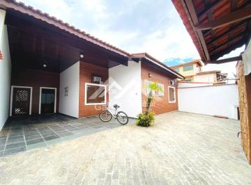 Casa · 313m² · 3 Quartos · 5 Vagas · Casa lado praia em Peruíbe