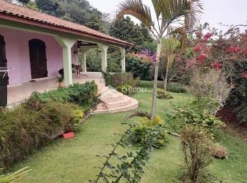 Casa · 600m² · 3 Quartos · 2 Vagas · Residencial › Casa em