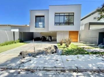 Casa · 500m² · 3 Quartos · 5 Vagas · Residencial › Casa em