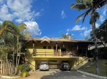 Casa · 591m² · 4 Quartos · 6 Vagas · Residencial › Casa em