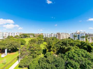 Apartamento de 3 quartos, Brasília · Asa Norte – Cobertura Duplex 2 quartos (1 suíte), vista livre, piscina e área gourmet