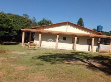 Casa · 3126m² · 3 Quartos · 22 Vagas · Bairro do Carmo (Canguera) São Roque