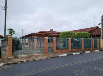 Casa · 375m² · 2 Quartos · 6 Vagas · Residencial › Casa em