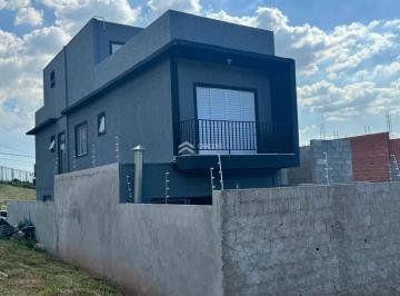 Casa · 125m² · 4 Quartos · 2 Vagas · Residencial › Casa em