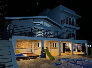 Casa · 1000m² · 4 Quartos · 5 Vagas · Jardim Villaça São Roque 1.000,00 (M²)