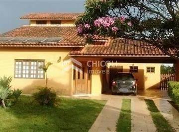 Casa · 650m² · 5 Quartos · 2 Vagas · Residencial › Casa em