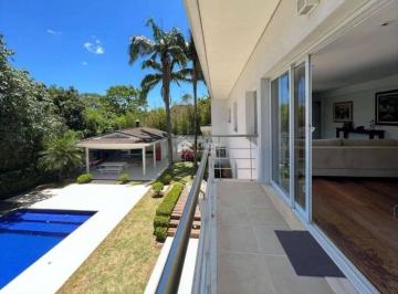 Casa · 1397m² · 4 Quartos · 6 Vagas · Residencial › Casa em