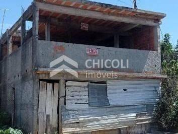 Casa · 180m² · 5 Quartos · Residencial › Casa em