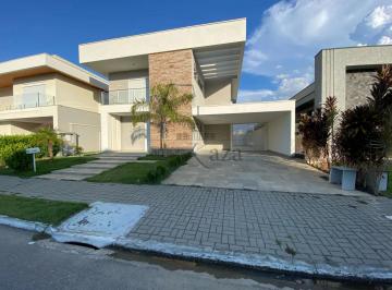 Casa de 3 quartos, São José dos Campos · Casa de Alto Padrão no Jardim do Golfe • 3 Suítes • 279m² •