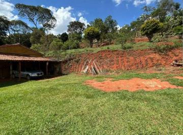 Rural · 42000m² · 4 Quartos · 1 Vaga · Vendo fazendinha de 42.000m² em Itaguara com excelente localização!