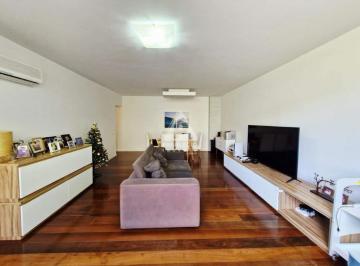 Apartamento · 137m² · 3 Quartos · 1 Vaga · Oportunidade no Posto 12!