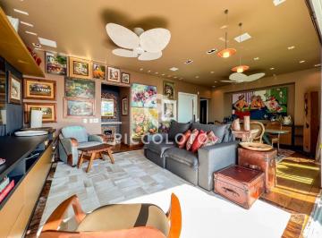 Apartamento · 157m² · 2 Quartos · 3 Vagas · Apartamento à venda em Campinas, Cambuí, com 2 suítes, com 157 m²