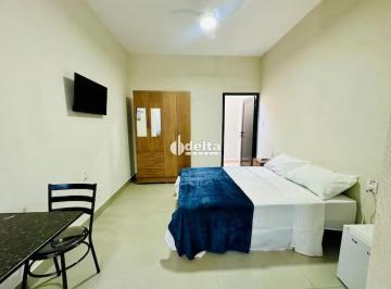 Casa · 80m² · 1 Quarto · 1 Vaga · Casa Mobiliada com 1 quarto sendo 1 suíte disponível para locação no bairro Minas Gerais em Uberlând